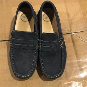 Suede blue loafers